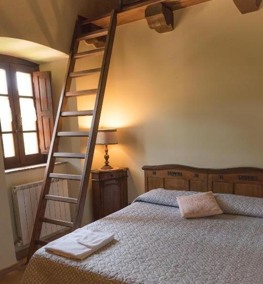 Номер Стандарт Вид на Бассейн, Agriturismo Santa Giusta