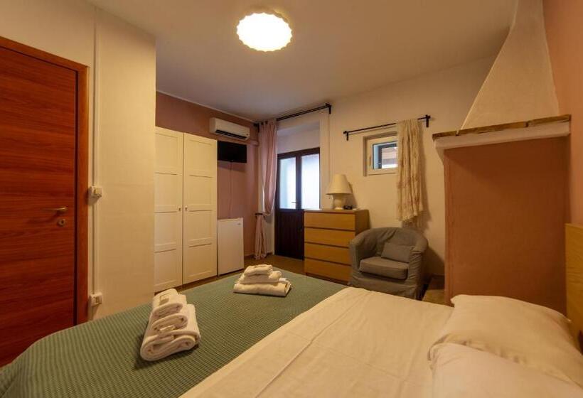 اتاق لوکس, Agriturismo Santo Stefano