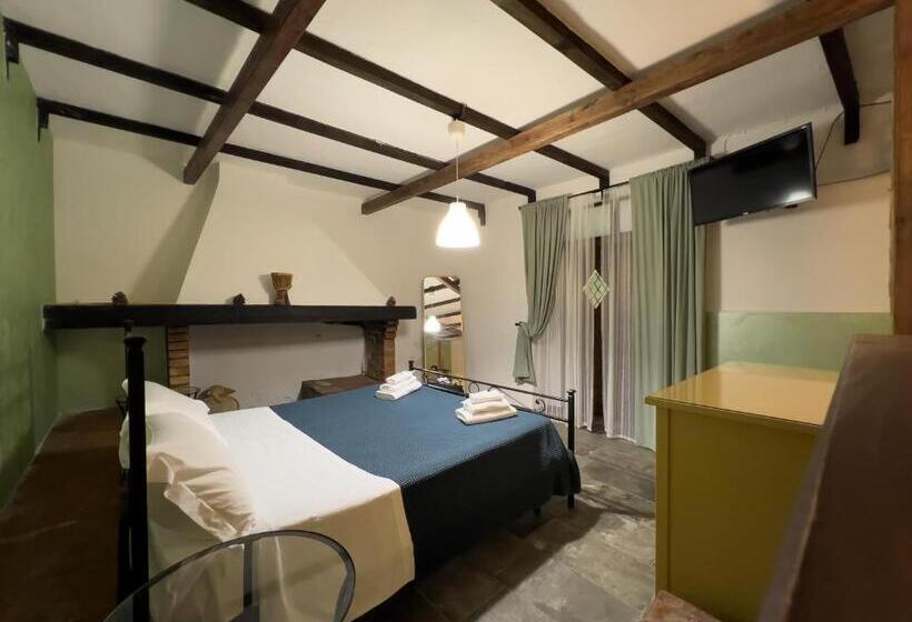 اتاق خانوادگی, Agriturismo Santo Stefano