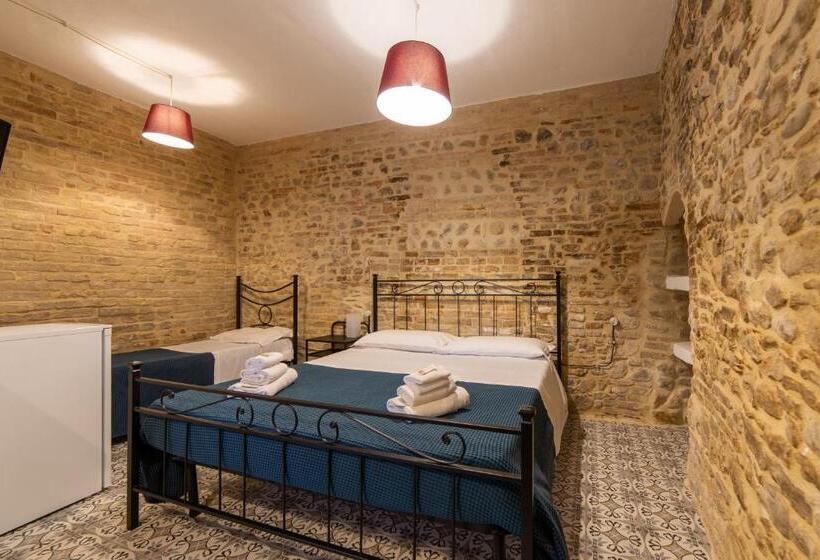 غرفة كومفورت ثلاثية, Agriturismo Santo Stefano