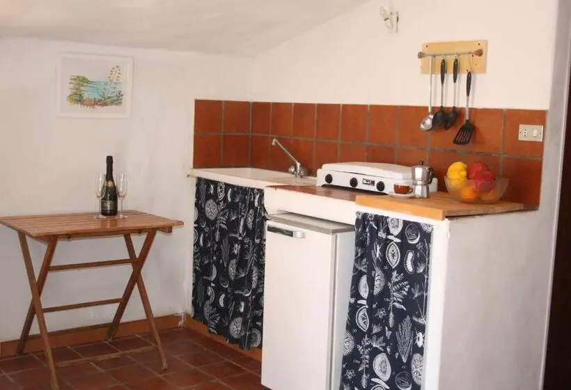 آپارتمان 1 خوابه با چشمانداز دریا, Agroturistica Villa Mantineo