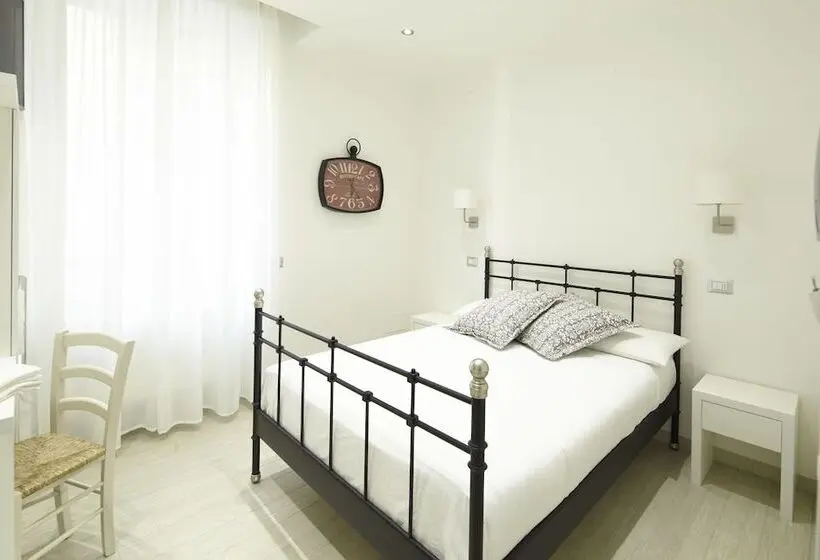 Deluxe Yhden Hengen Huone, Affittacamere Arosio