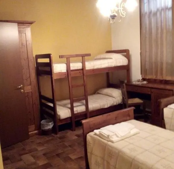 スタンダード4人部屋, Agriturismo La Crocetta