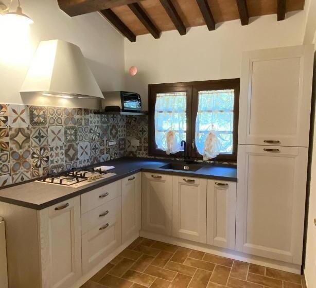带1个卧室的带阳台的公寓, Agriturismo L'antica Quercia