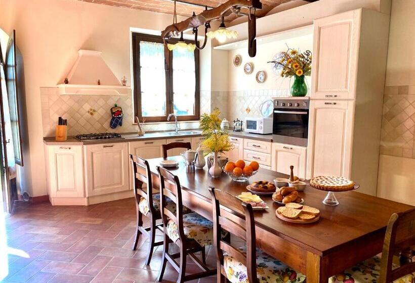 Апартаменты 1 Спальня Нижний Этаж, Agriturismo L'antica Quercia