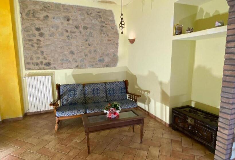 شقة غرفتين, Agriturismo L'antica Quercia