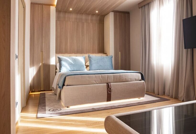 豪华房间, Miramare Suites