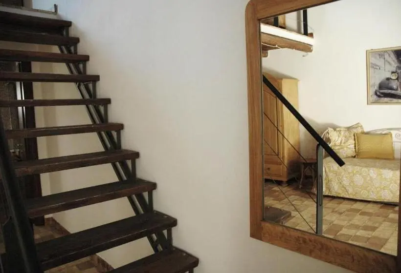 اتاق خانوادگی, Agriturismo Baglio San Nicola