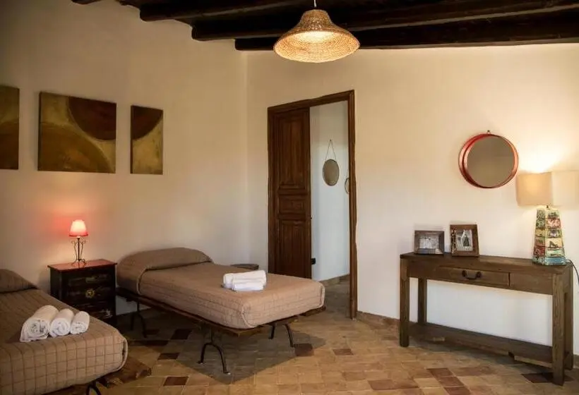 سوئیت جونیور با چشم‌انداز باغ, Agriturismo Baglio San Nicola