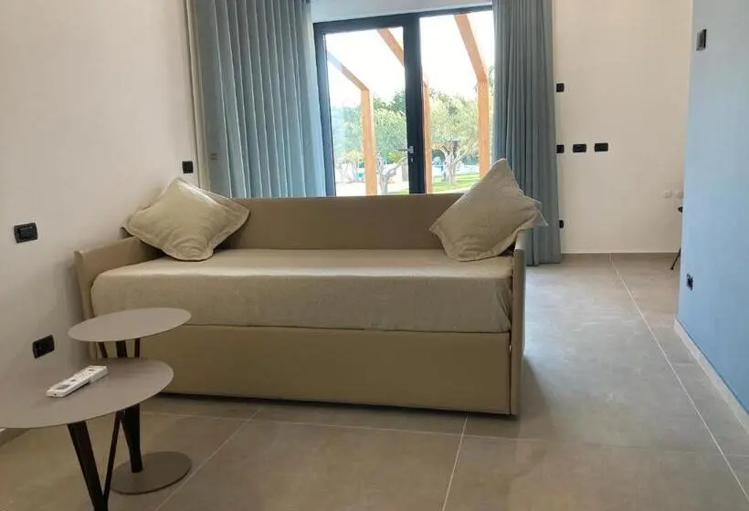 سوییت جونیور با چشم‌انداز استخر, Agriturismo Baglio San Nicola