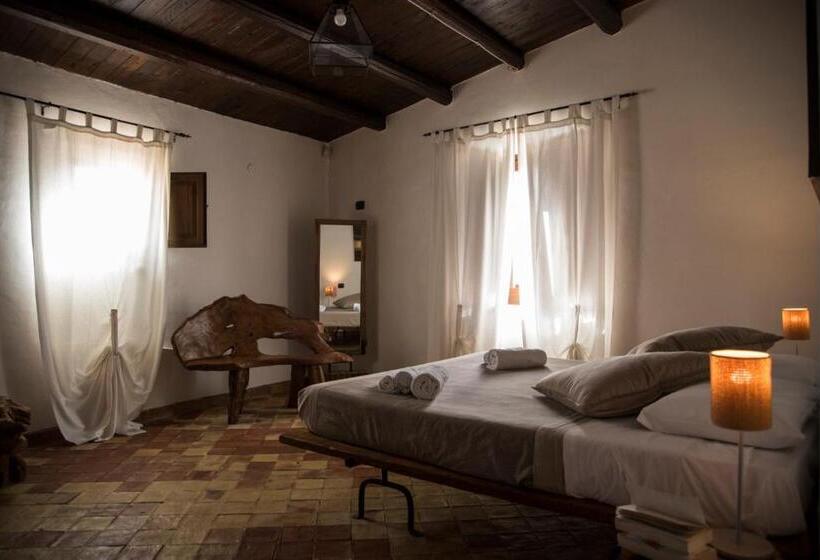 سوئیت جونیور با چشم‌انداز باغ, Agriturismo Baglio San Nicola