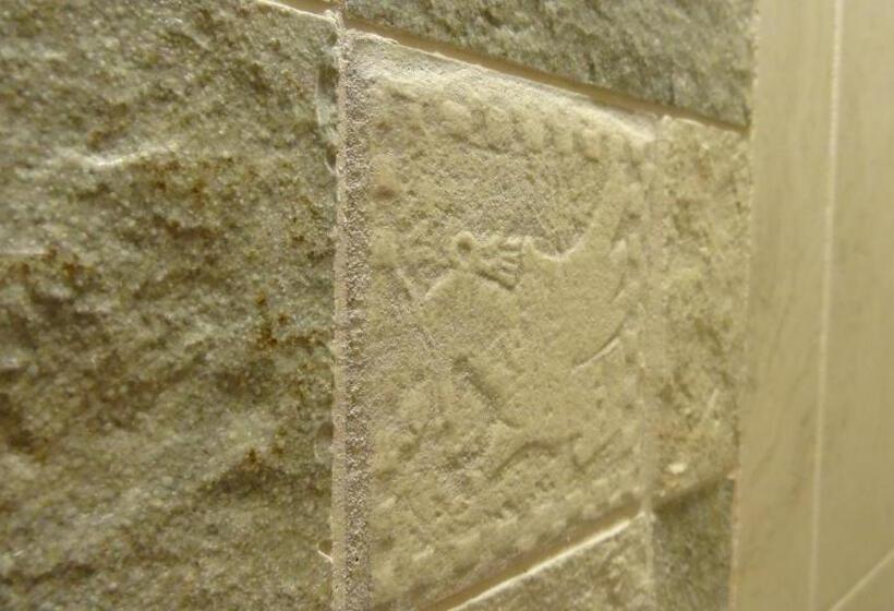 חדר סטנדרט, Sparta