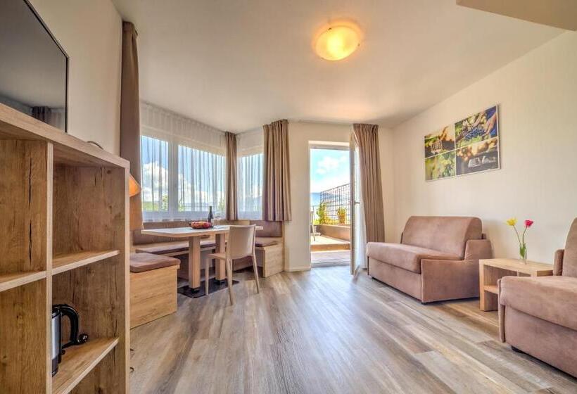 Апартаменты 1 Спальня с Балконом, Das Matscher Residence & Garden