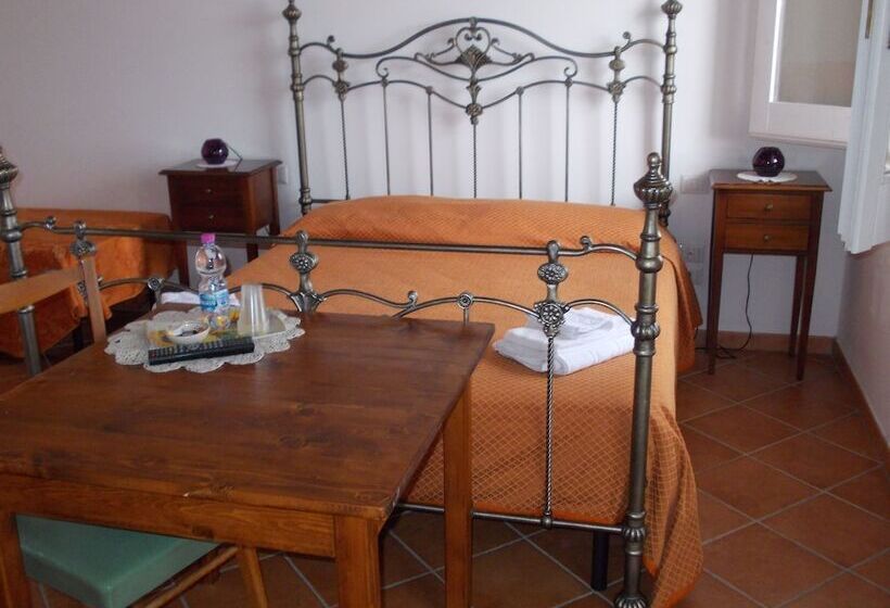 חדר סטנדרט לארבעה, Agriturismo Arangea