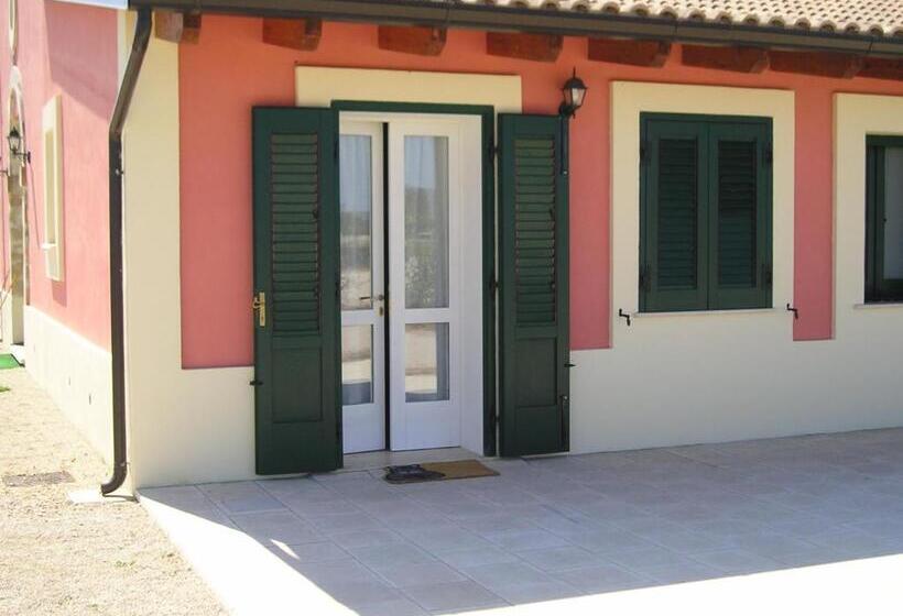 חדר סטנדרט לארבעה, Agriturismo Arangea