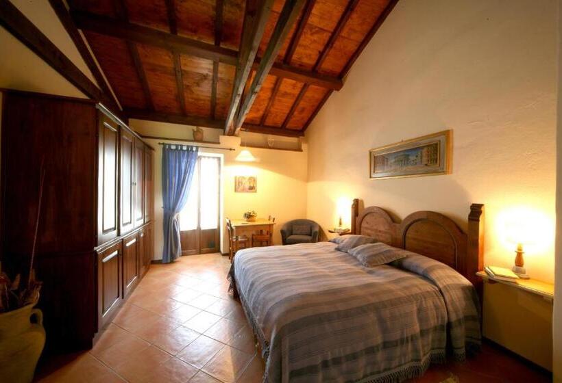 标准工作室带阳台, Agriturismo Monte Valentino