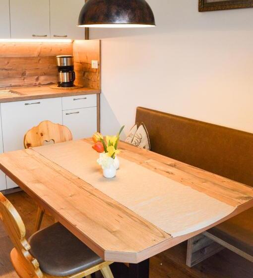 침실 1개 발코니 아파트, Niedermairhof