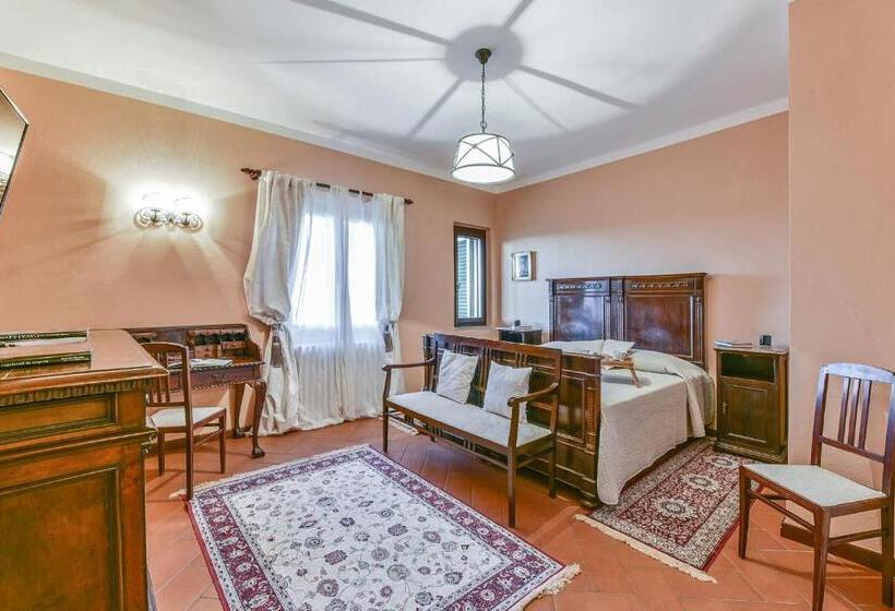 اتاق استاندارد چهار تخته, Viticcio