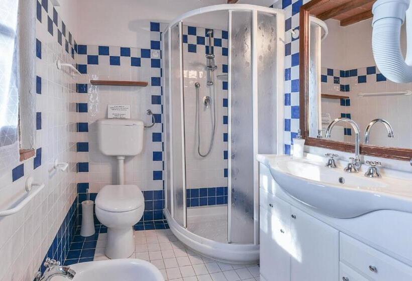 آپارتمان 2 خوابه, Viticcio