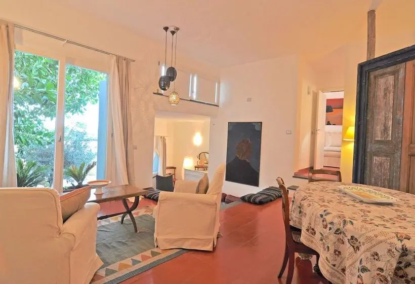 １ベッドルームのデラックスアパートメント, Il Gabbiano Relais In Stromboli