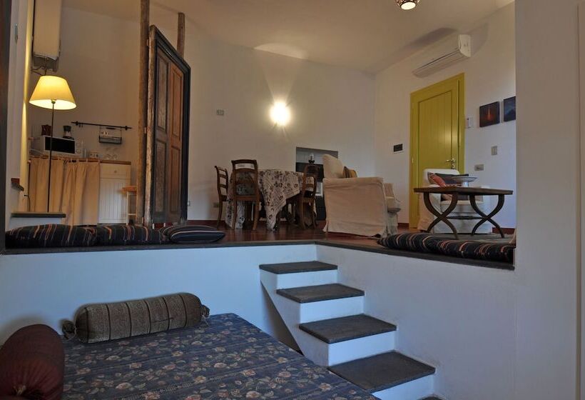 Апартаменты Deluxe 1 Спальня, Il Gabbiano Relais In Stromboli
