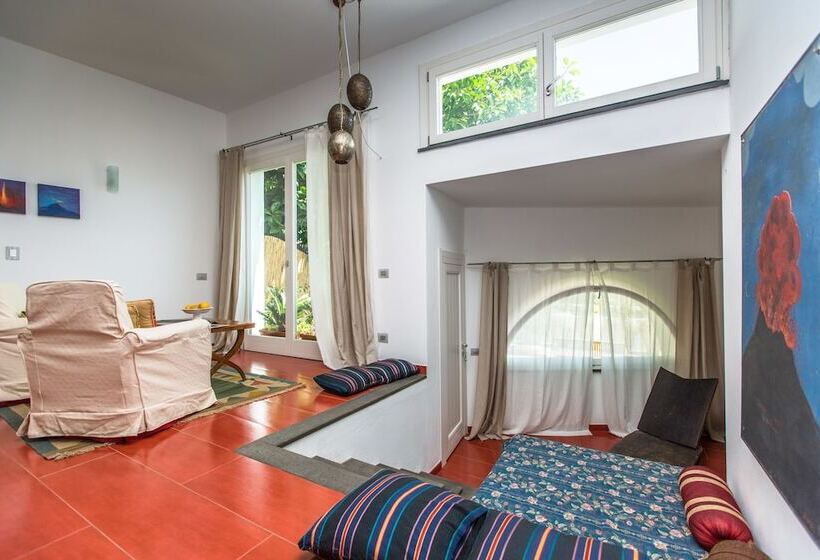 Апартаменты Deluxe 1 Спальня, Il Gabbiano Relais In Stromboli
