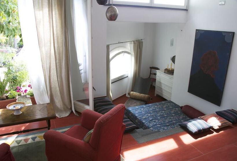 Апартаменты Deluxe 1 Спальня, Il Gabbiano Relais In Stromboli