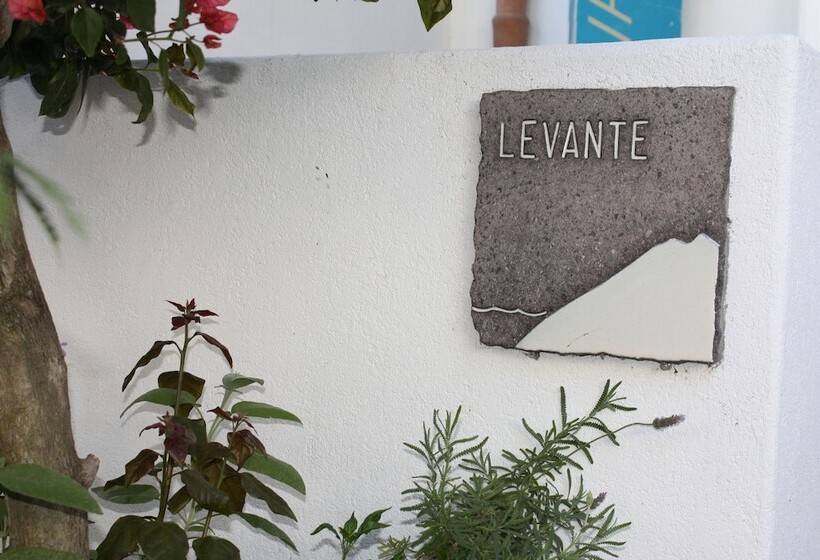 Апартаменты 1 Спальня, Il Gabbiano Relais In Stromboli