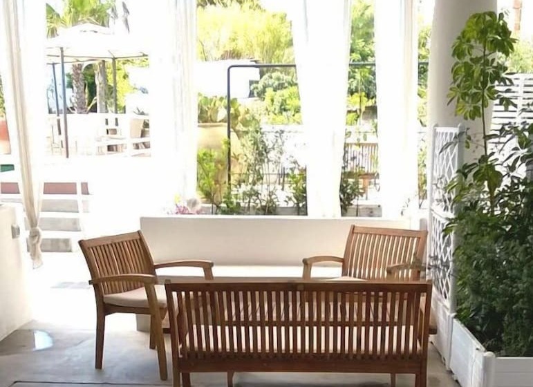 Люкс с Террасой, Il Gabbiano Relais In Stromboli