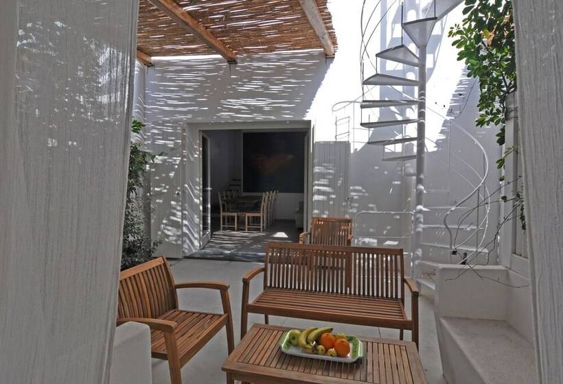 Апартаменты Deluxe 2 Спальни Вид на Море, Il Gabbiano Relais In Stromboli