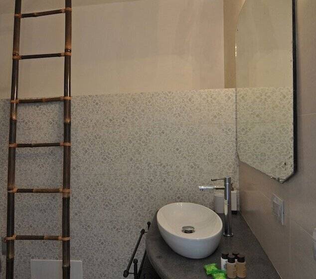 Апартаменты Deluxe 2 Спальни Вид на Море, Il Gabbiano Relais In Stromboli