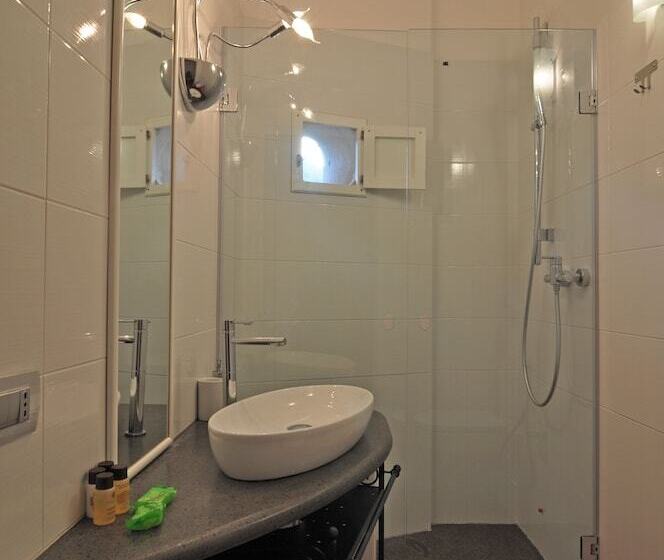 Апартаменты Deluxe 1 Спальня, Il Gabbiano Relais In Stromboli