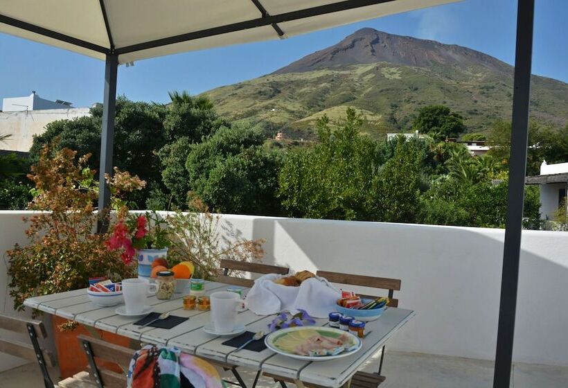 Апартаменты Deluxe 1 Спальня, Il Gabbiano Relais In Stromboli