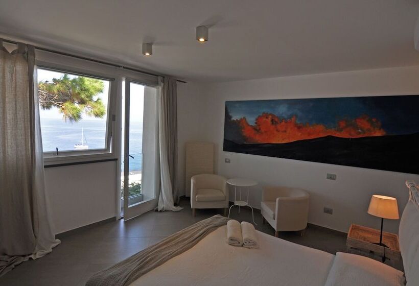 Апартаменты Deluxe 2 Спальни Вид на Море, Il Gabbiano Relais In Stromboli