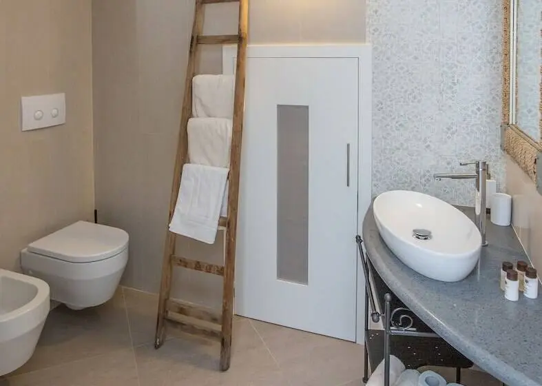 オーシャンビューの２ベッドルームデラックスアパート, Il Gabbiano Relais In Stromboli