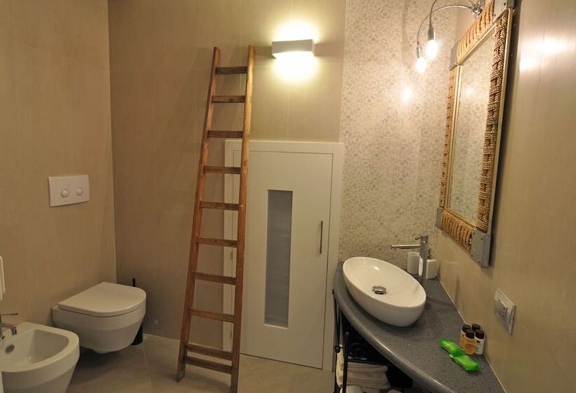 Апартаменты Deluxe 2 Спальни Вид на Море, Il Gabbiano Relais In Stromboli