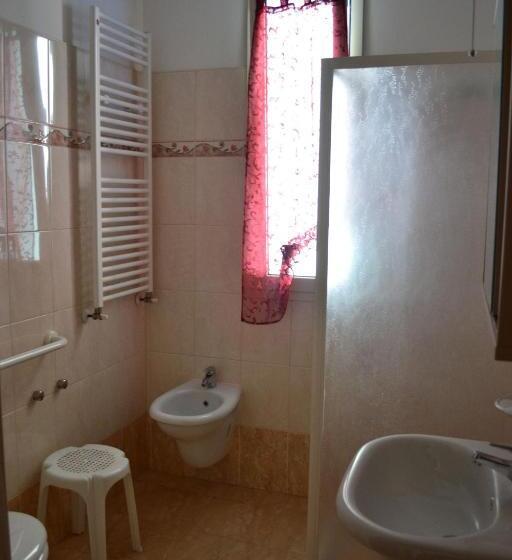 استودیوی استاندارد, Residence Blu Marine