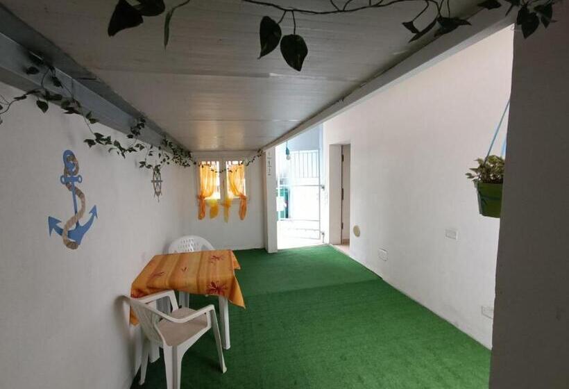 استودیو خانوادگی, Residence Blu Marine