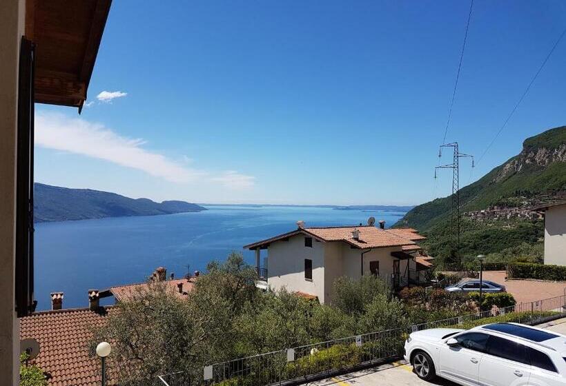 1 Bedroom Apartment Lake View, Residence Erika