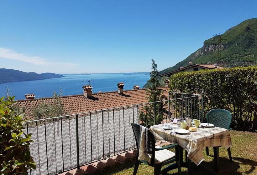 2 Bedrooms Apartment Lake View, Residence Erika