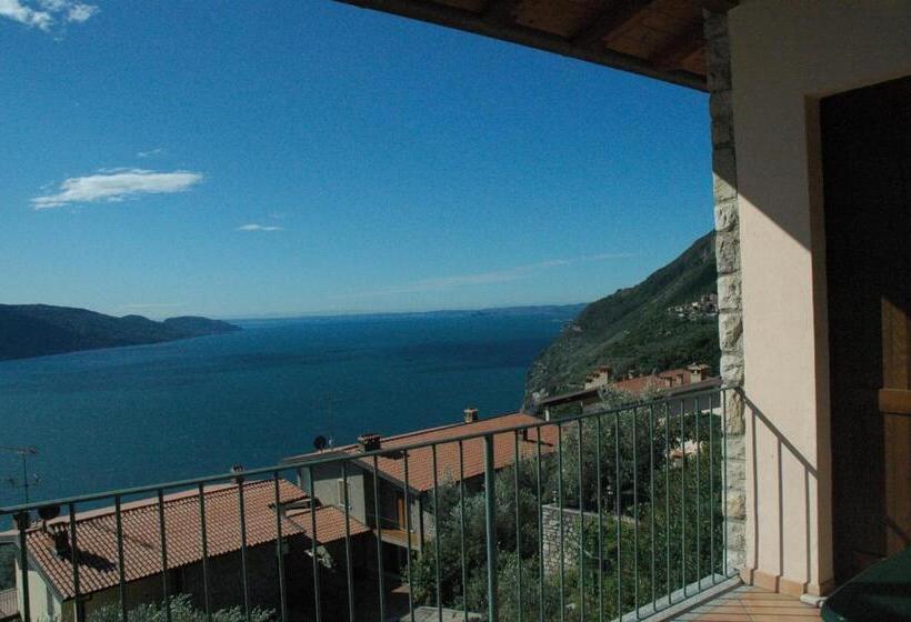 2 Bedrooms Apartment Lake View, Residence Erika