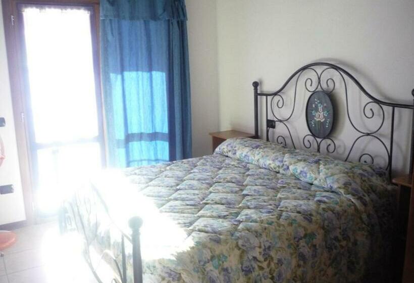 スタンダードルーム, Mamma Teresa