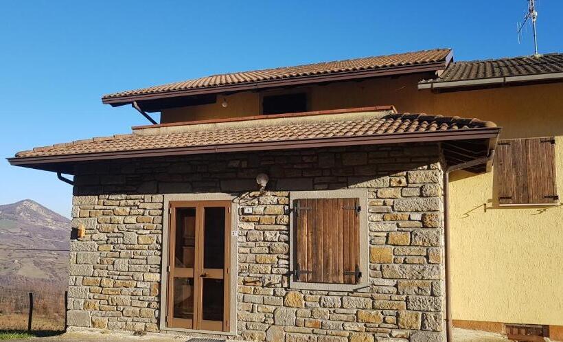 ２ベッドルームハウス, Mamma Teresa