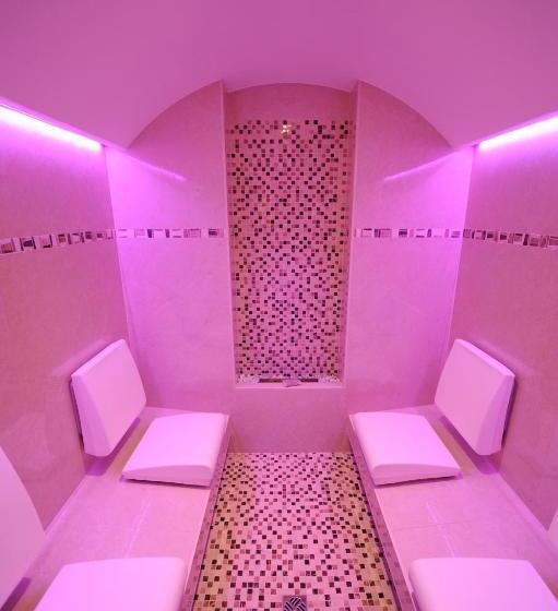 Апартаменты 2 Спальни, Apartments Restaurant Rusctlea