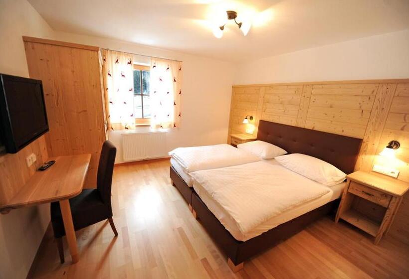 شقة غرفتين, Apartments Restaurant Rusctlea