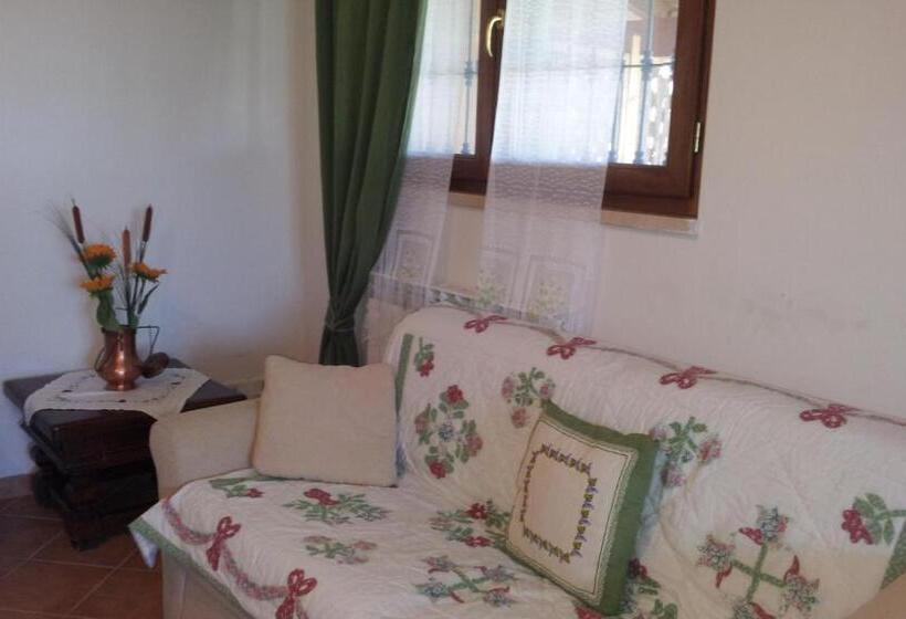 شقة غرفة واحدة, Agriturismo Le Giunchiglie