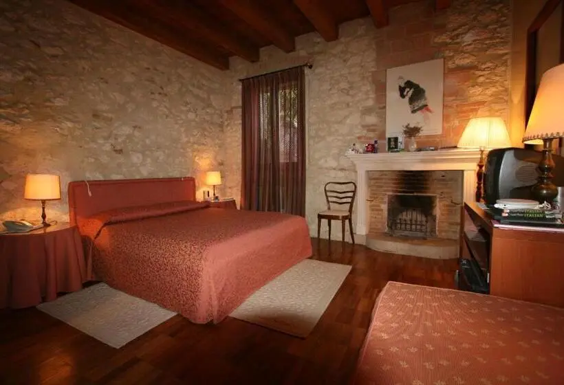トリプルクラシックルーム, Agriturismo Le Vescovane