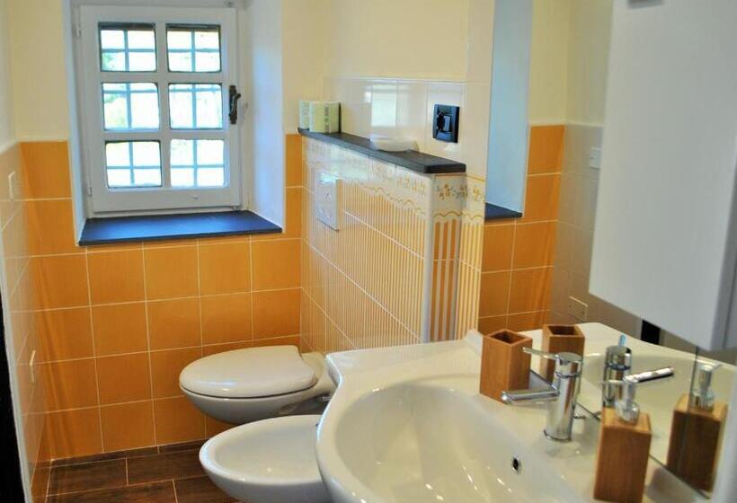 اتاق استاندارد, L' Amandola