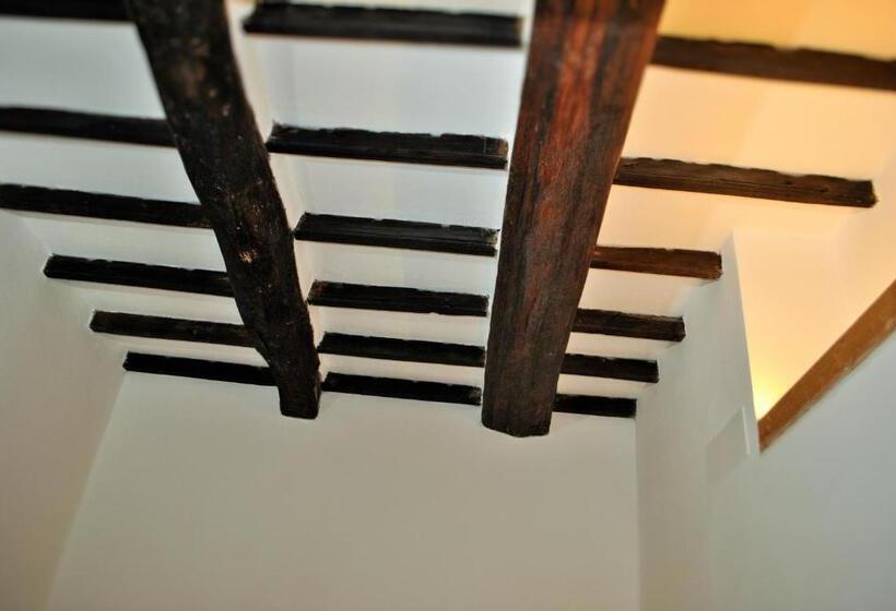 سوئیت کلاسیک, L' Amandola