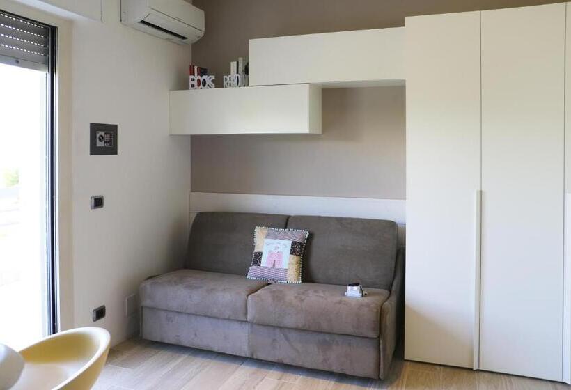 Студио Стандарт с Балконом, Residence Dolce Vita